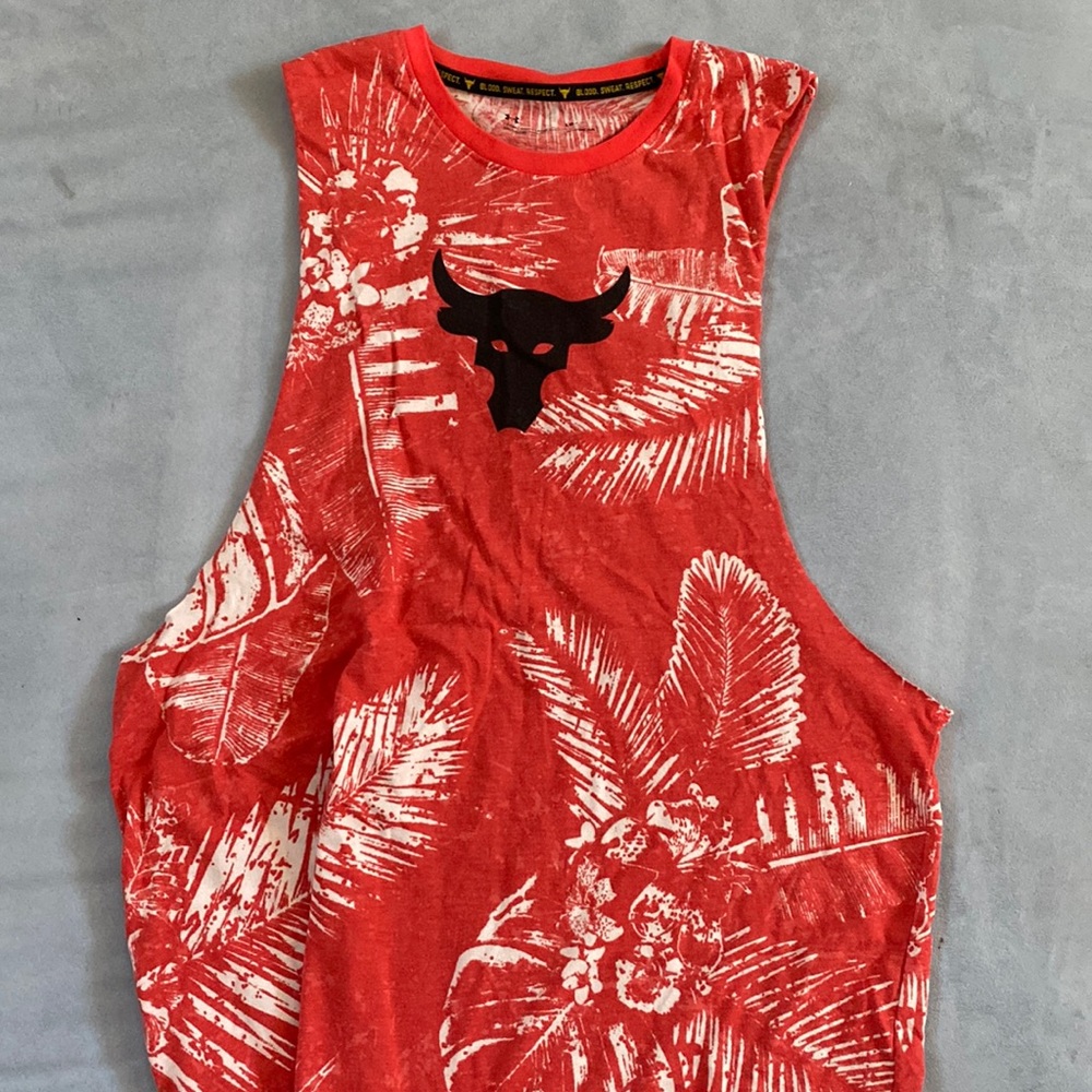 Project Rock tank, Red Floral, Size L
